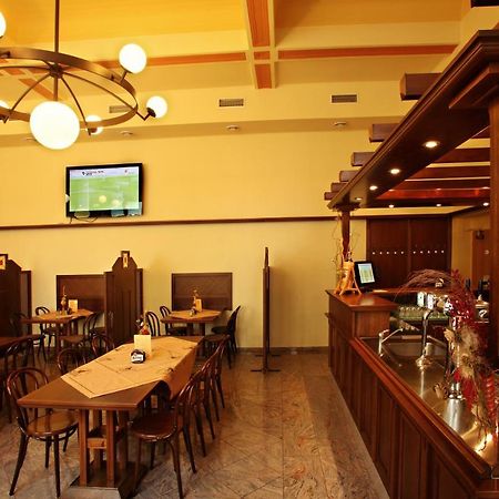 Hotel Slavie Pelhřimov Eksteriør bilde