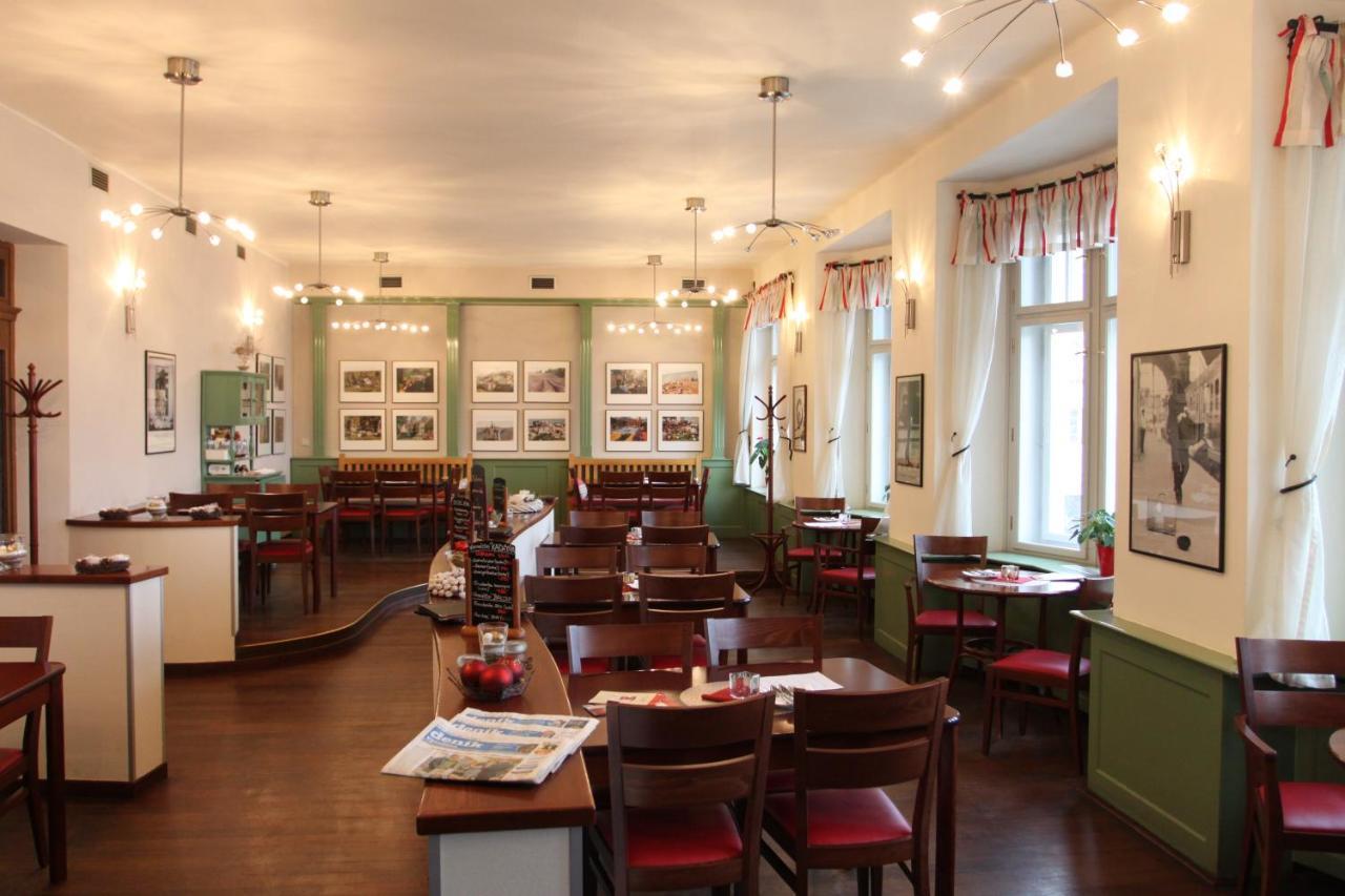 Hotel Slavie Pelhřimov Eksteriør bilde