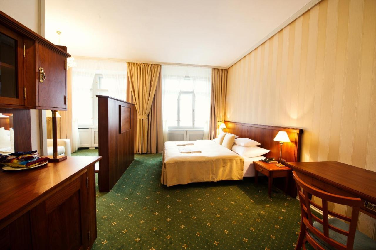 Hotel Slavie Pelhřimov Eksteriør bilde