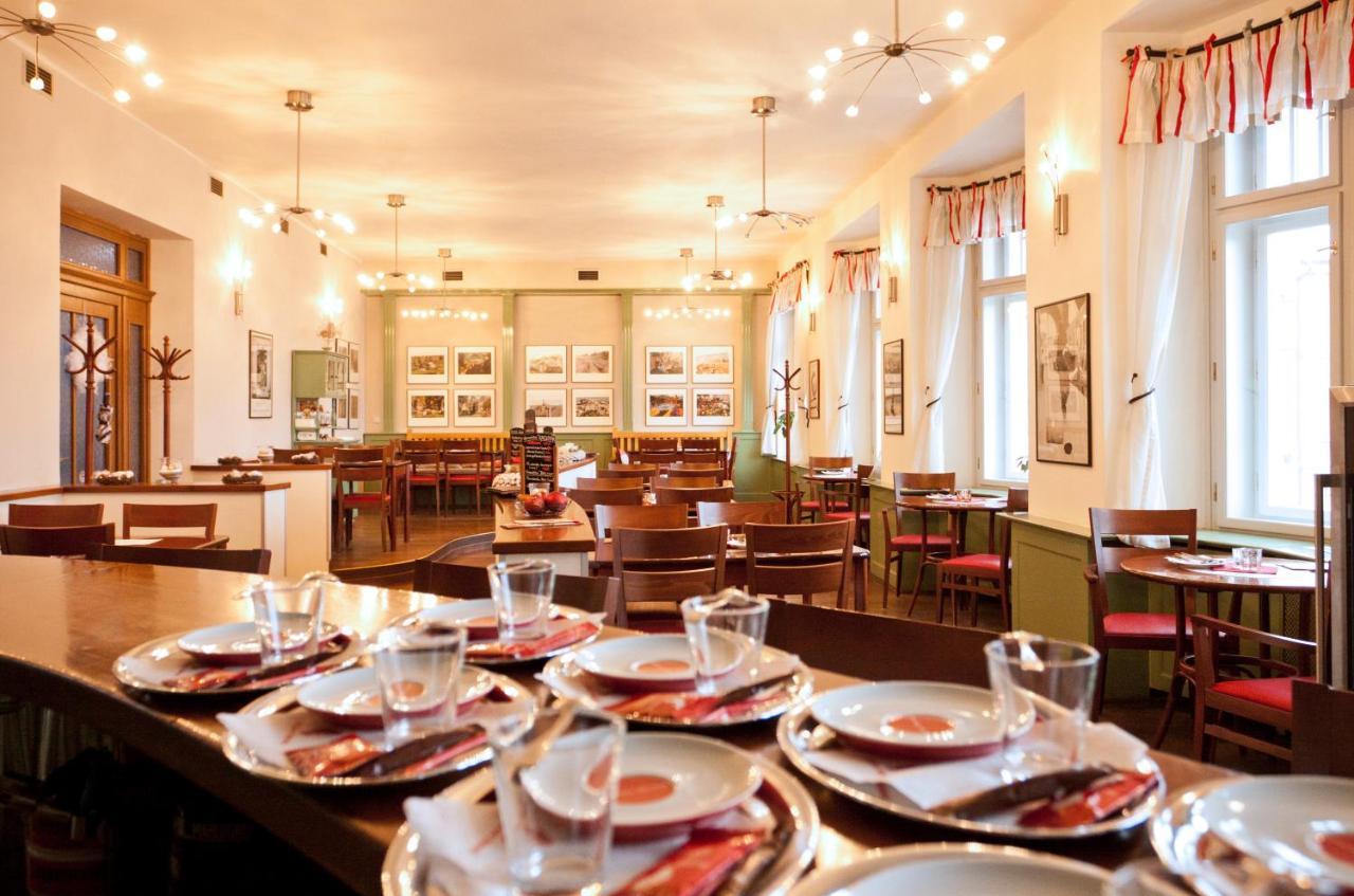 Hotel Slavie Pelhřimov Eksteriør bilde